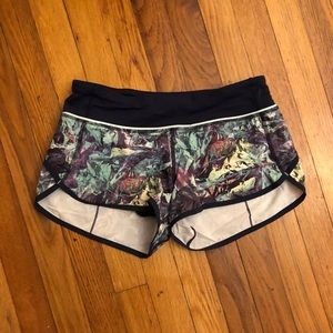 Lulu lemon speed up shorts